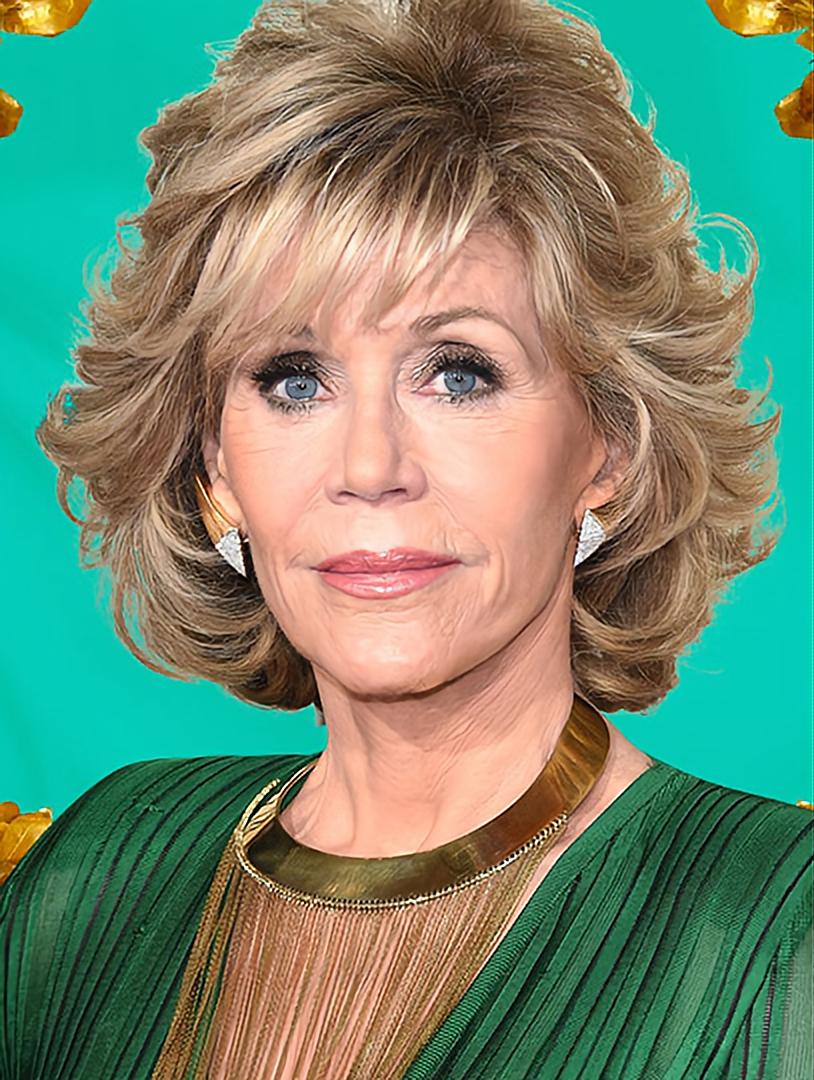 Blonde 12 Wavy Layered Chin Length Jane Fonda Wigs 